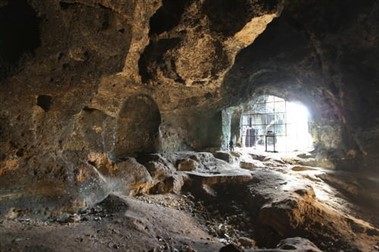 yarımburgaz mağarası (379 x 252)